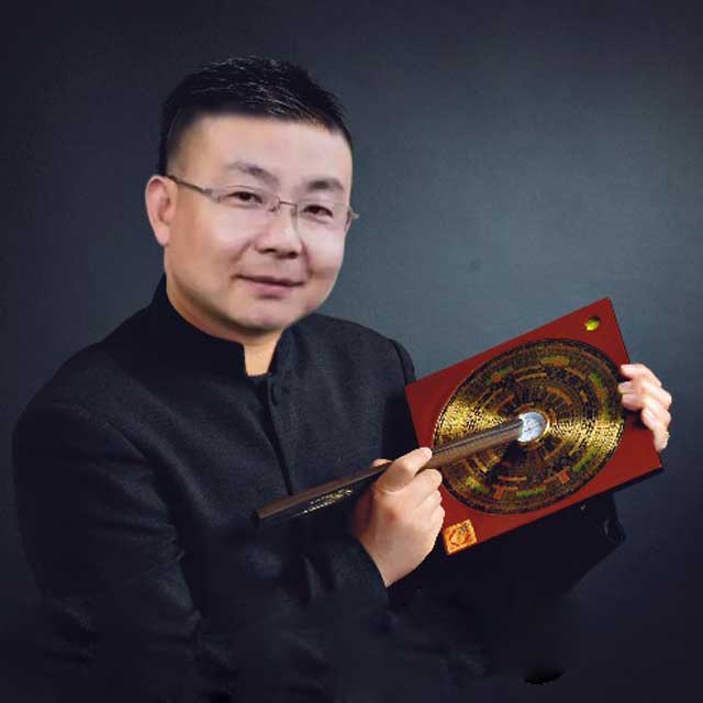 民间算命风水大师段易